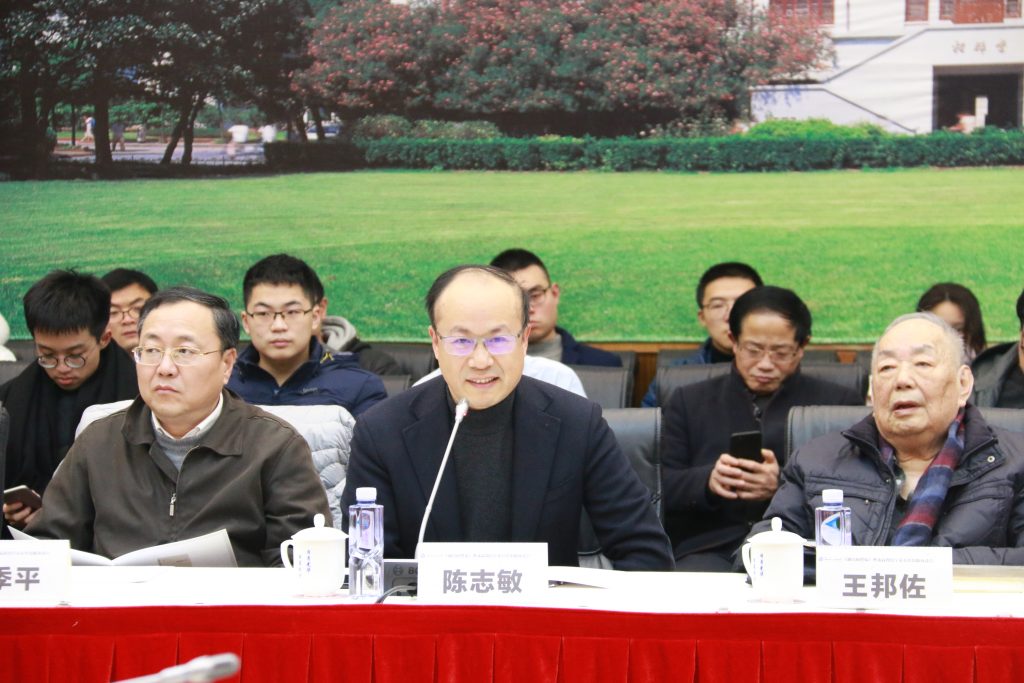 阿3